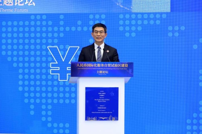 新华社副社长刘正荣致辞