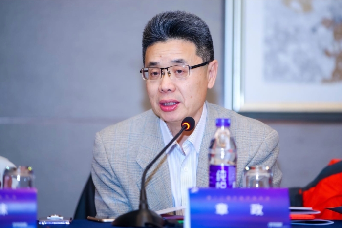 北京大学中国信用管理中心主任章政教授