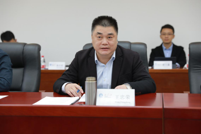 中经社与川渝四区(市)县签约村干部信用体系建设试点项目